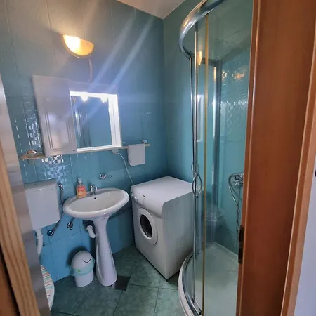 Krvavica Apartmani * Krvavica